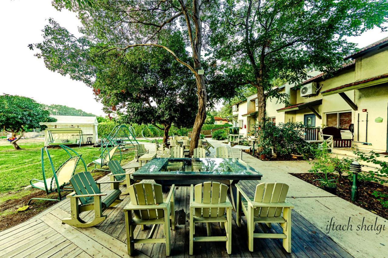 Nuriel Fruit & Guest House She'ar Yashuv Exterior photo