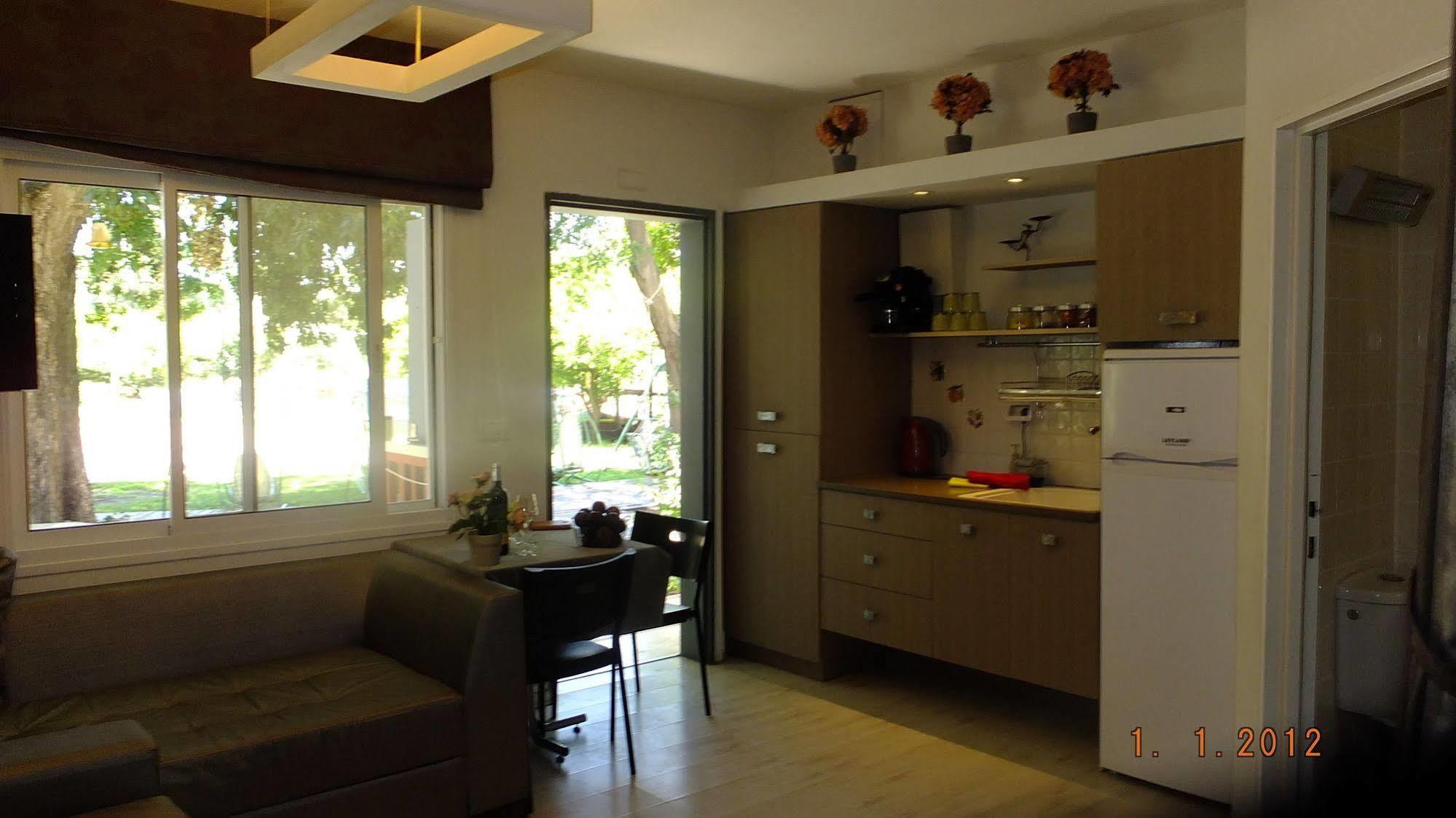 Nuriel Fruit & Guest House She'ar Yashuv Exterior photo